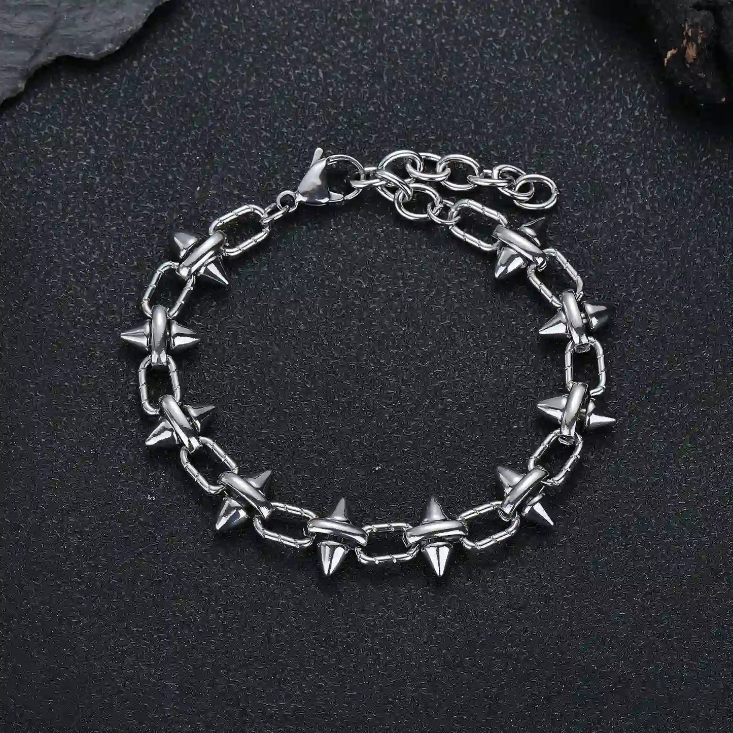 Unisex punk spiked link bracelet made of durable 316L stainless steel for an edgy streetwear look.