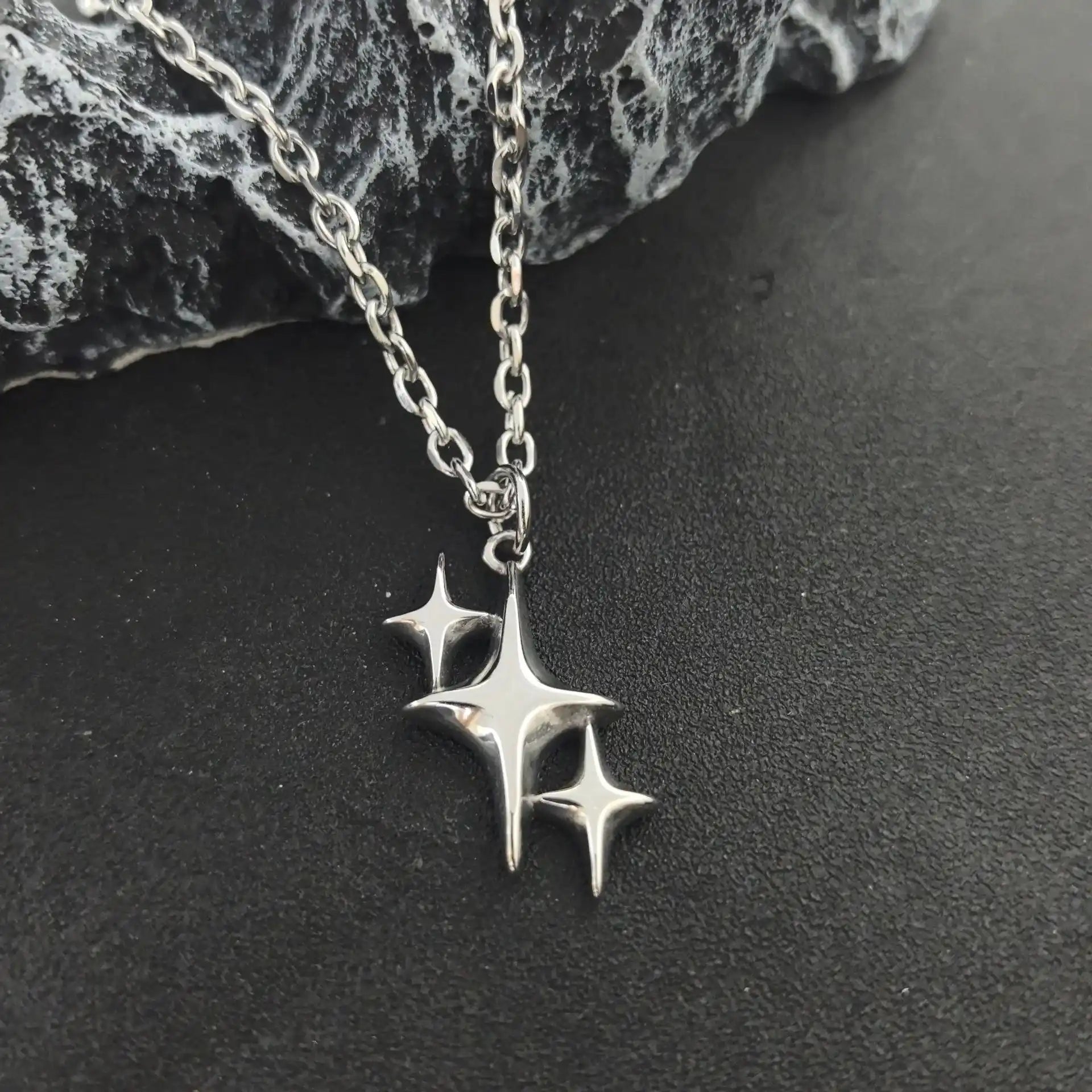 Triple Star Burst Pendant - Gothic Aesthetic Jewelry by Mort 7