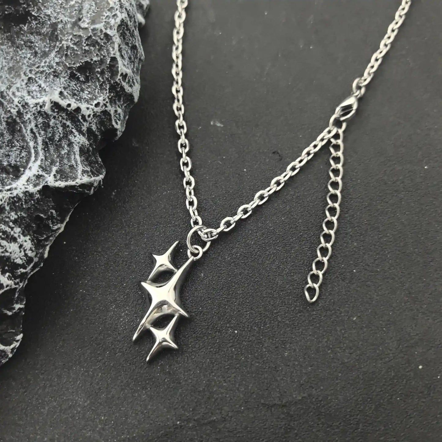 Triple Star Burst Pendant - Gothic Aesthetic Jewelry by Mort 7