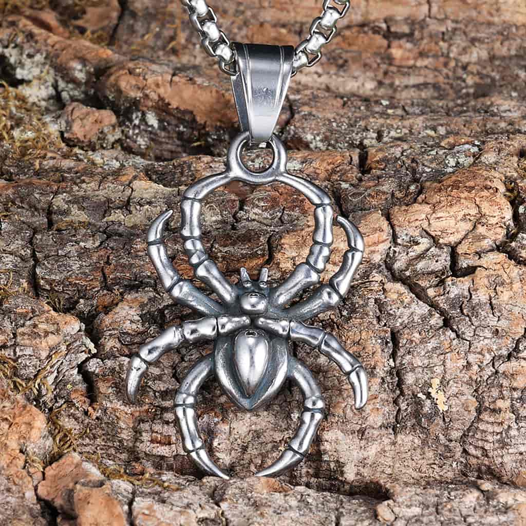 Arachnid Weaver Pendant - Gothic Aesthetic Jewelry by Mort 7